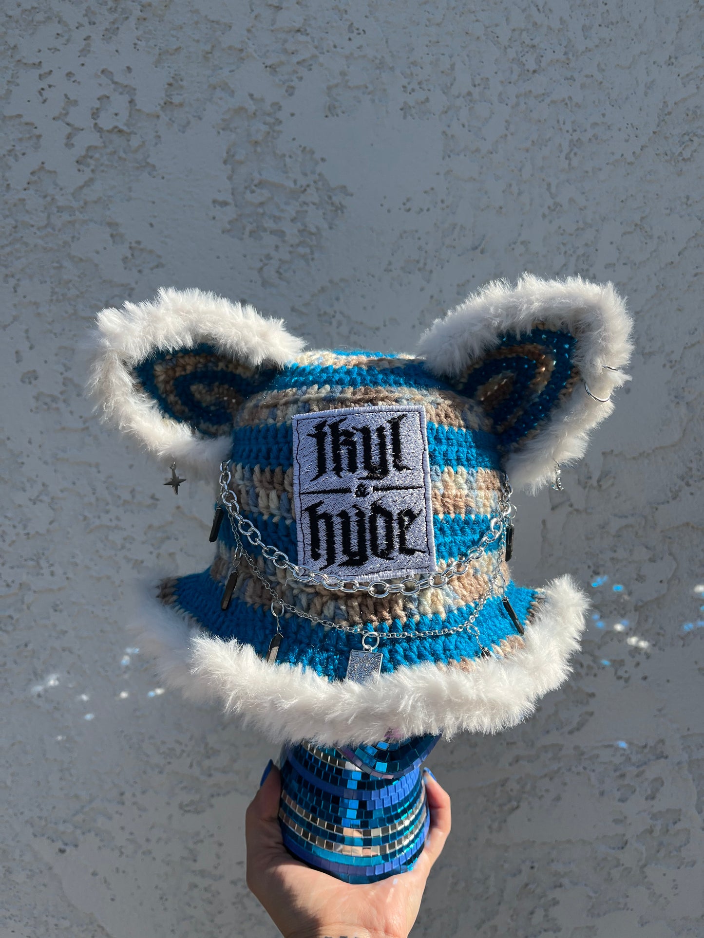 Runaway Jkyl & Hyde Bucket Hat